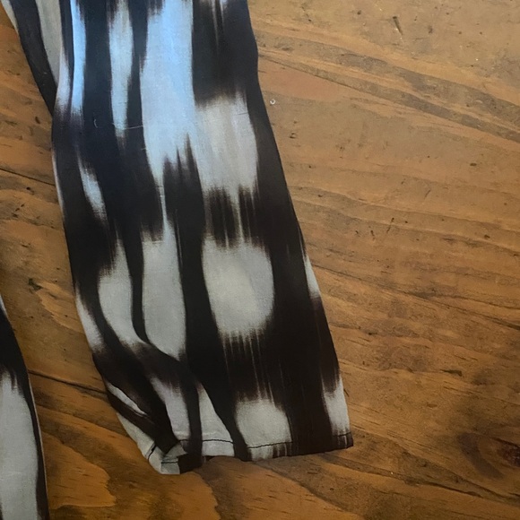 Bella Dahl Monochrome Long Sleeve Dress - Picture 5 of 7